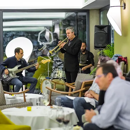 Castanheiro Boutique מלון פונשל