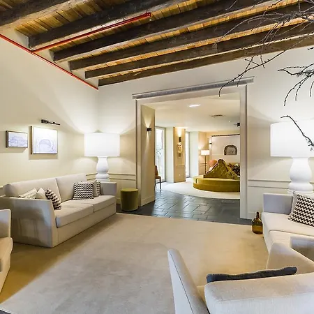 Castanheiro Boutique פונשל