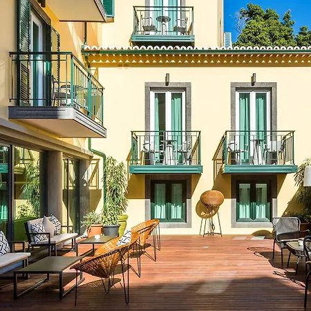 Castanheiro Boutique Hotel 4*